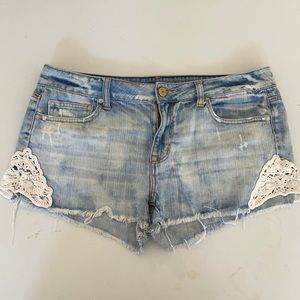 American Eagle Cut Off Shorts with Lace Size 14